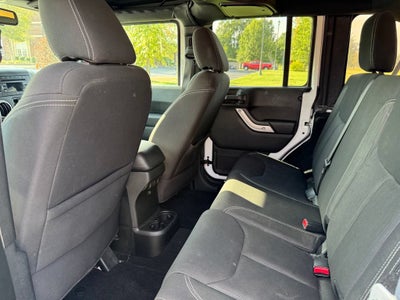 2017 Jeep Wrangler Unlimited Sahara 4x4