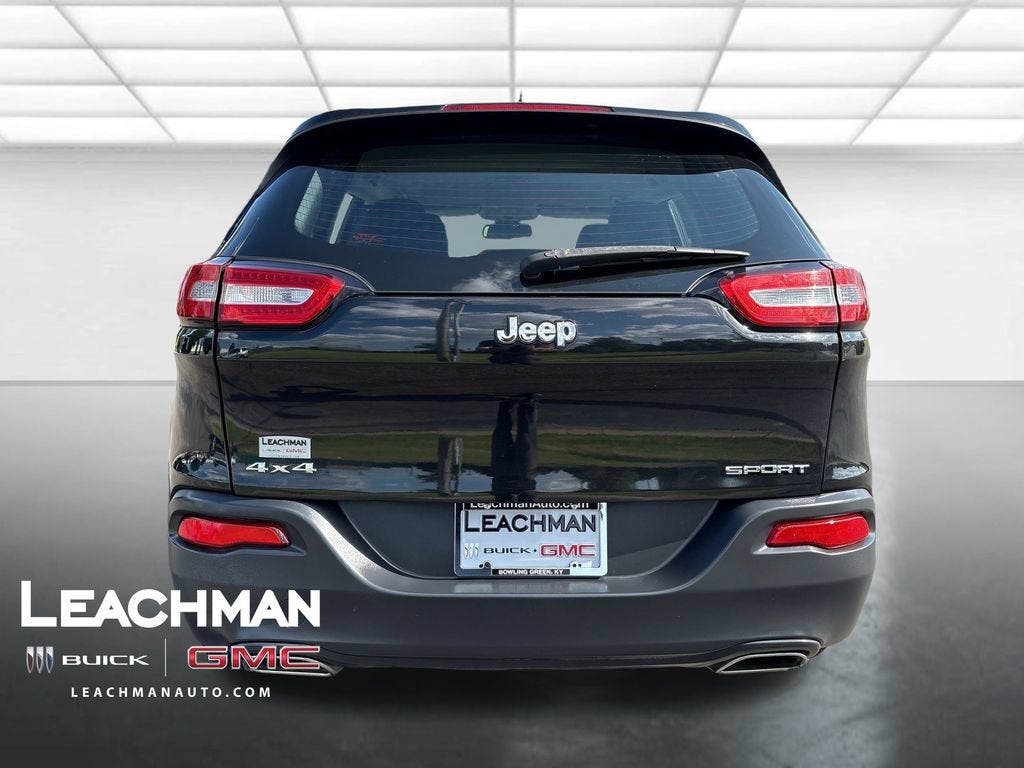 2016 Jeep Cherokee Sport