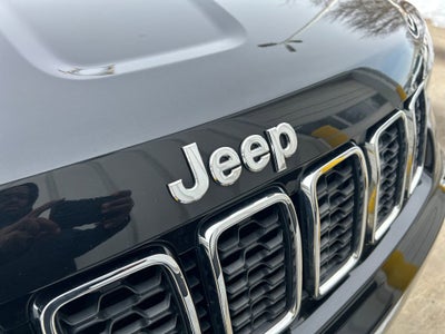 2020 Jeep Grand Cherokee Laredo E