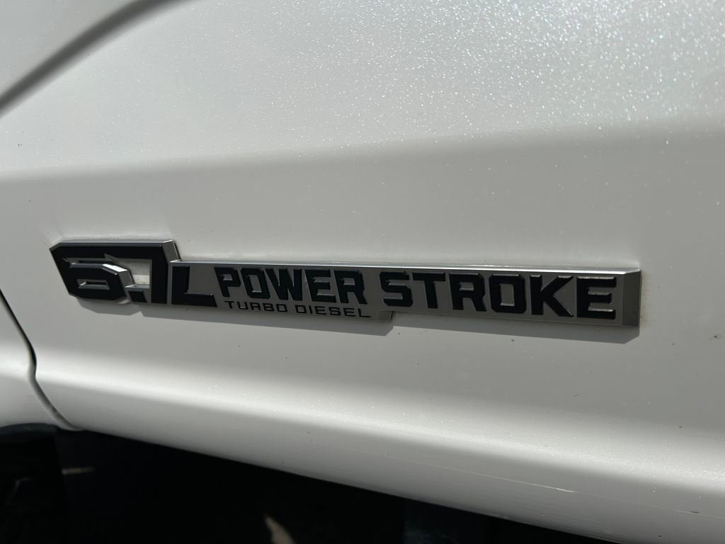 2025 Ford Super Duty F-350 SRW Platinum