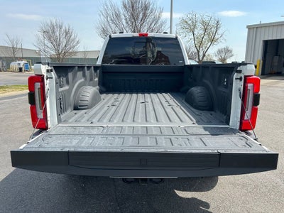 2025 Ford Super Duty F-350 SRW Platinum