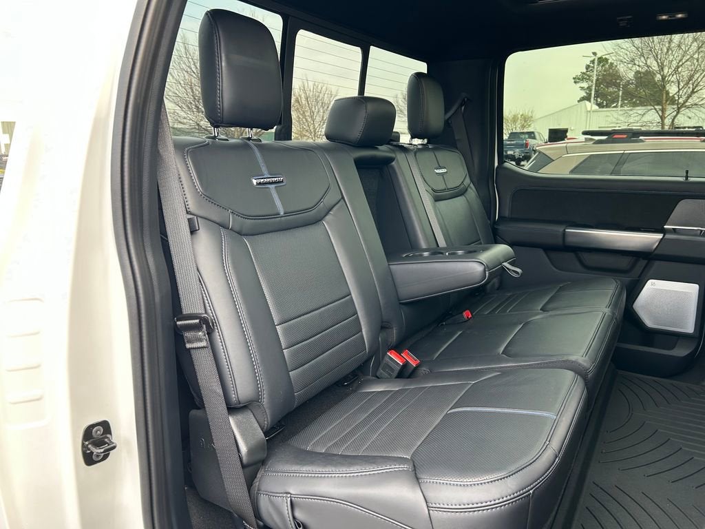 2025 Ford Super Duty F-350 SRW Platinum