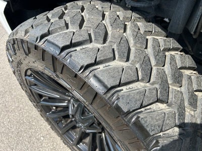 2025 Ford Super Duty F-350 SRW Platinum