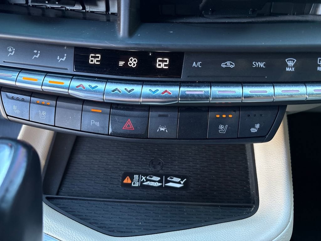 2023 Cadillac CT4 Premium Luxury