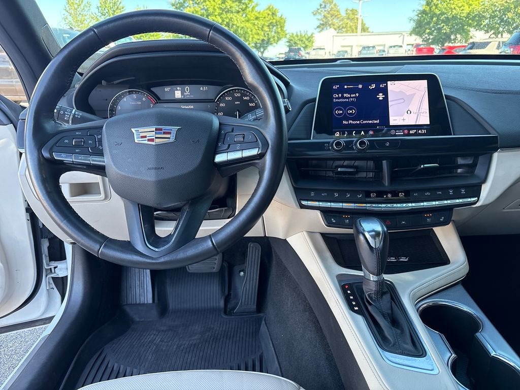 2023 Cadillac CT4 Premium Luxury
