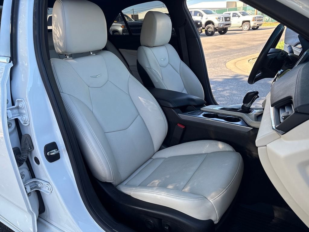 2023 Cadillac CT4 Premium Luxury
