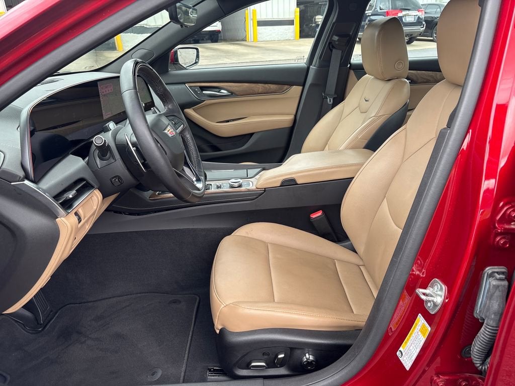 2025 Cadillac CT5 Premium Luxury