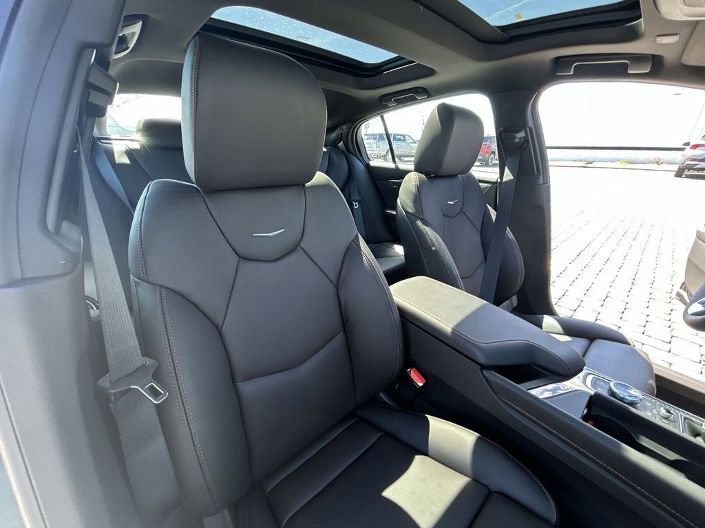 2025 Cadillac CT5 Sport