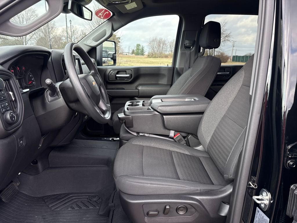 2024 Chevrolet Silverado 2500 HD Custom