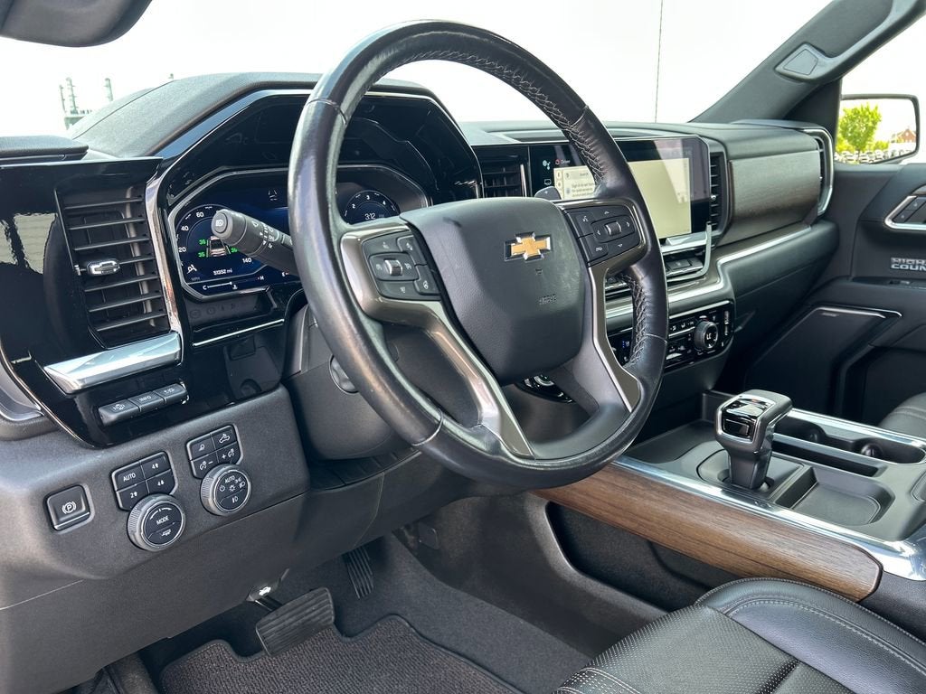 2022 Chevrolet Silverado 1500 High Country