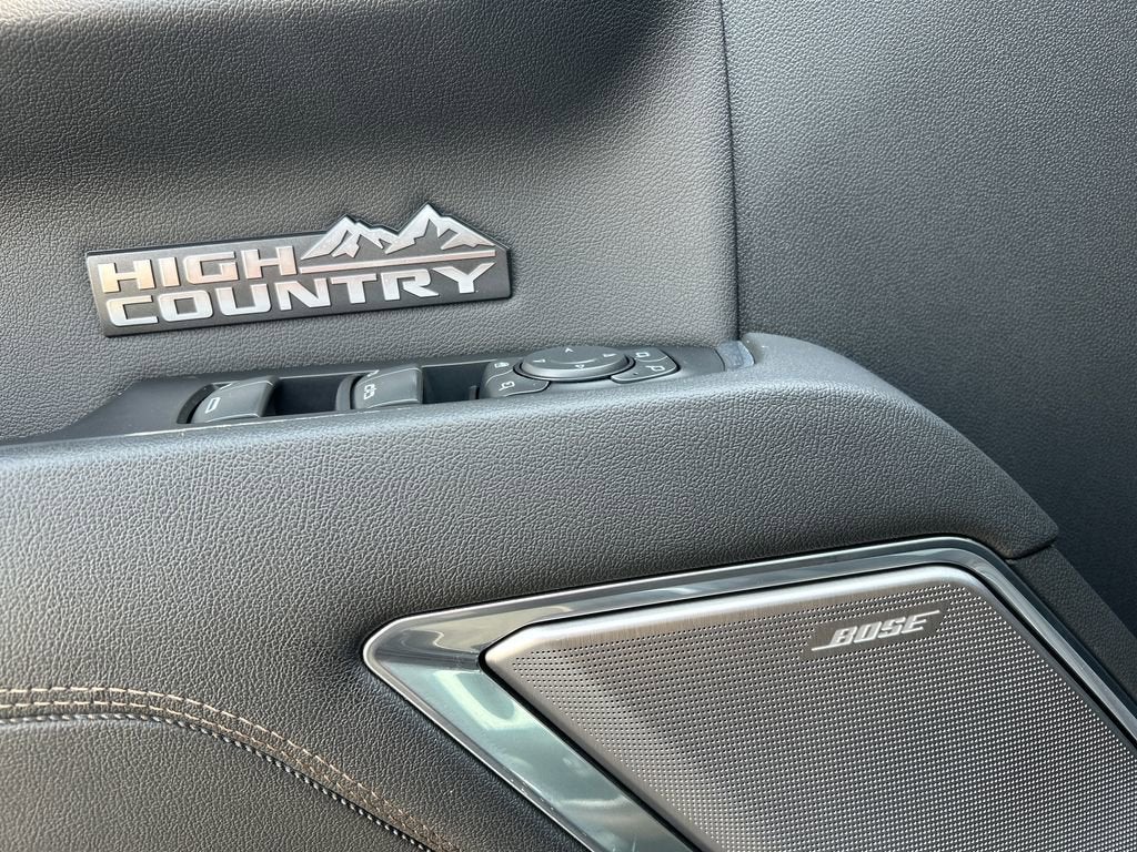 2022 Chevrolet Silverado 1500 High Country