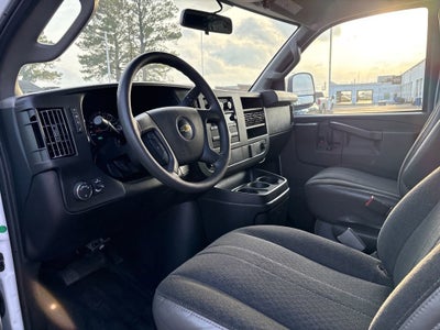 2024 Chevrolet Express Cargo 2500 WT