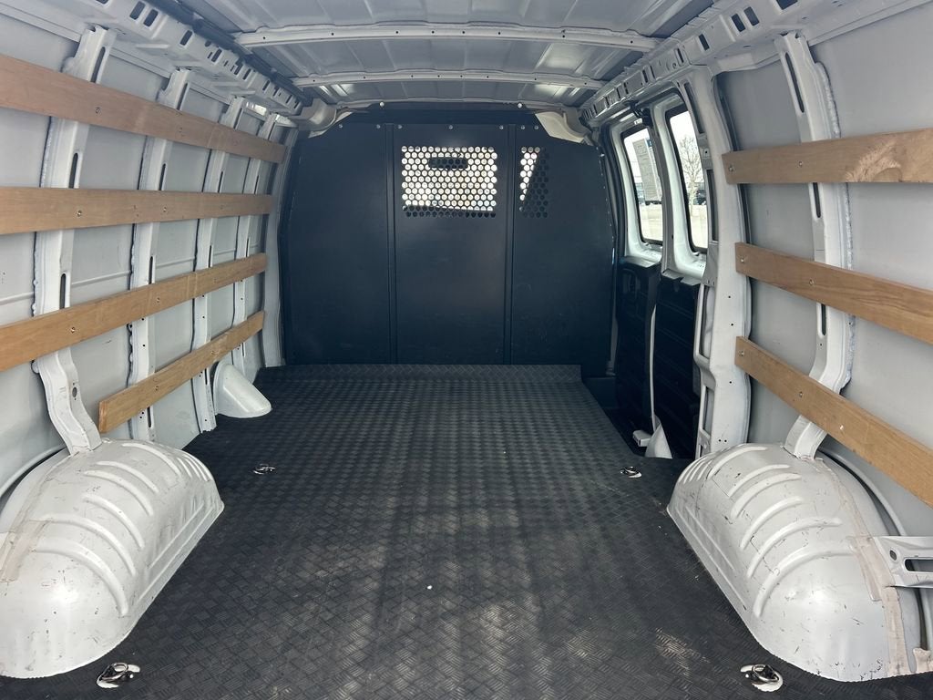 2024 Chevrolet Express Cargo 2500 WT