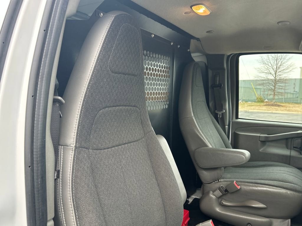 2024 Chevrolet Express Cargo 2500 WT