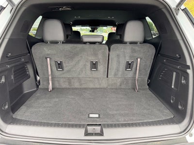 2025 GMC Acadia AT4