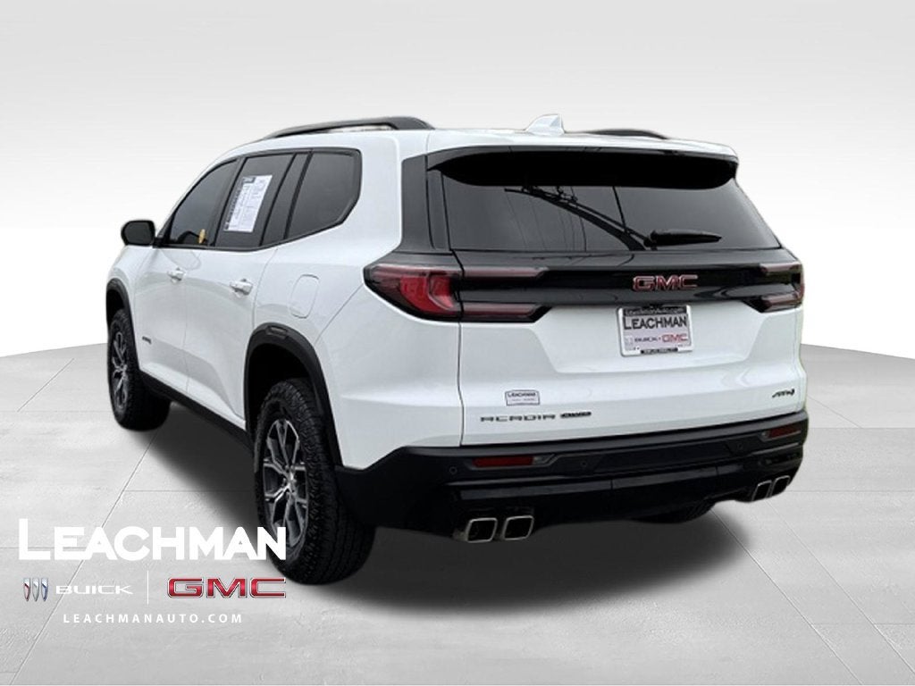 2025 GMC Acadia AT4