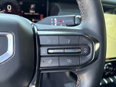 2025 GMC Acadia AT4