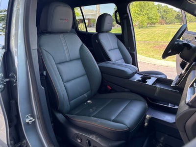 2025 GMC Acadia AT4