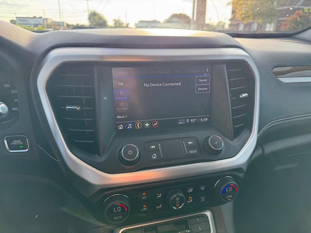 2023 GMC Acadia SLE