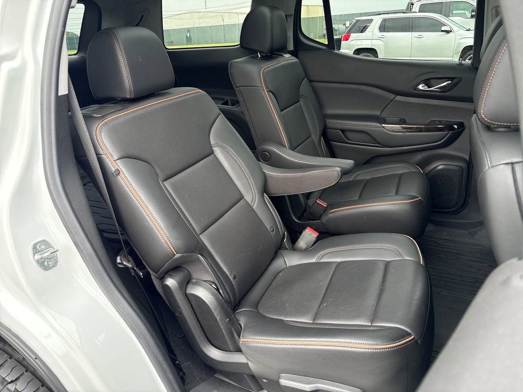 2021 GMC Acadia AT4