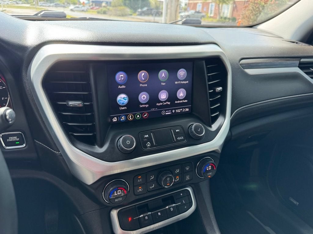 2023 GMC Acadia SLT