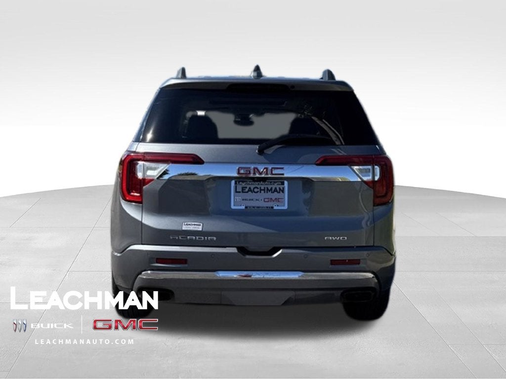 2022 GMC Acadia Denali