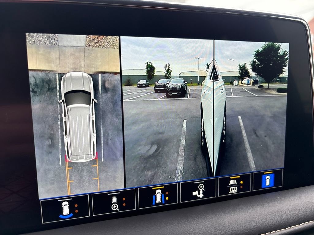 2024 GMC Yukon SLT