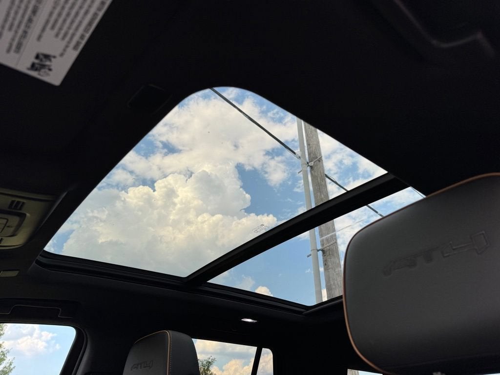 2022 GMC Yukon AT4