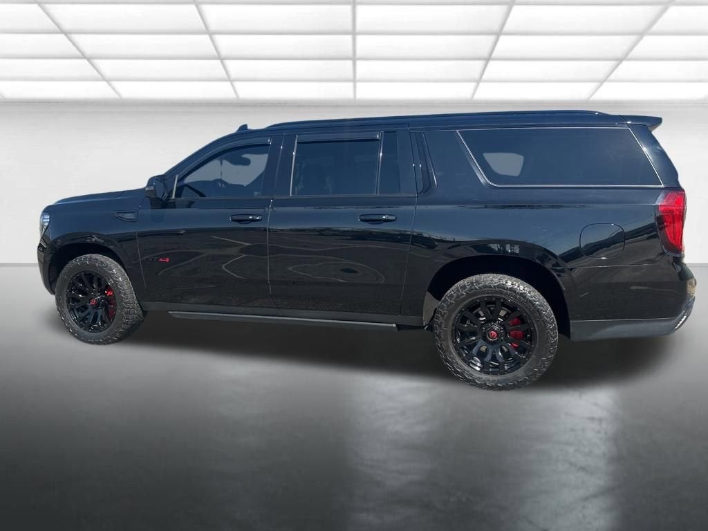 2022 GMC Yukon XL AT4