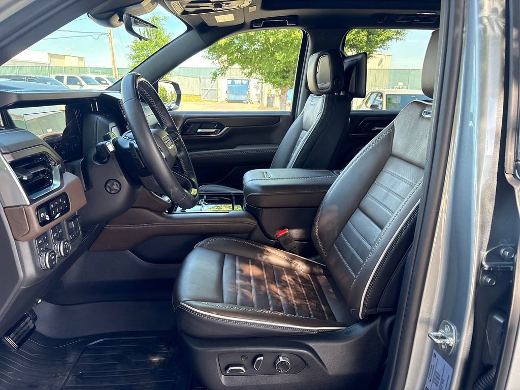 2025 GMC Yukon XL Denali Ultimate
