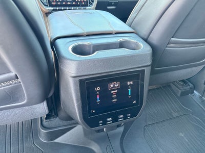 2025 GMC Yukon XL Denali Ultimate