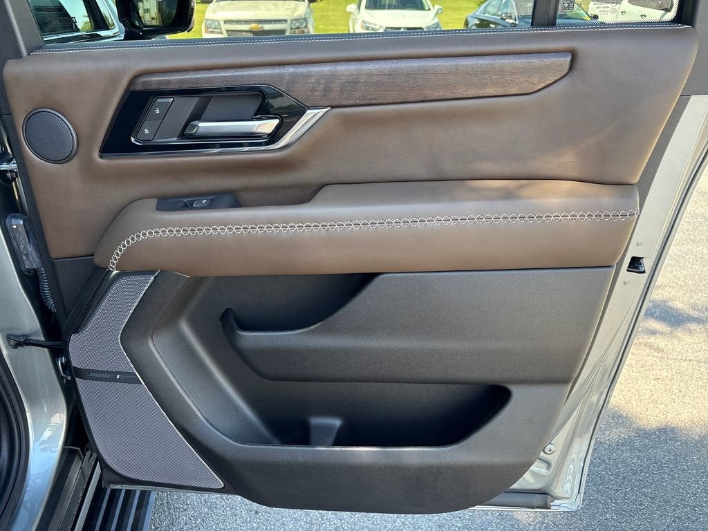 2025 GMC Yukon XL Denali Ultimate