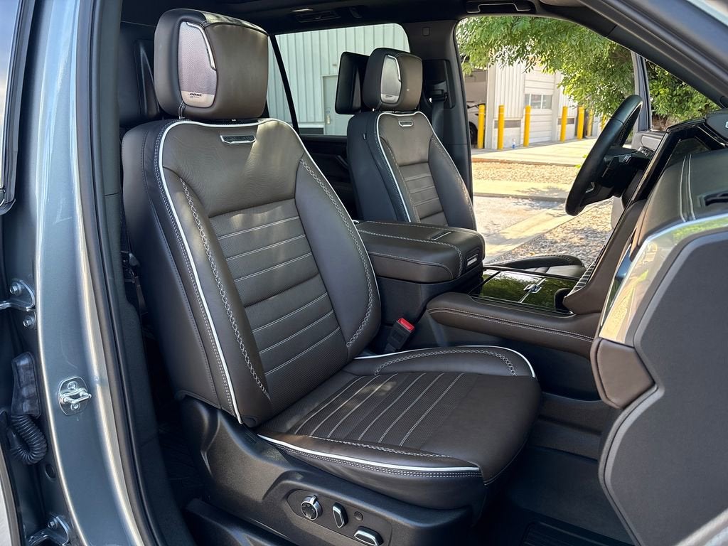 2025 GMC Yukon XL Denali Ultimate