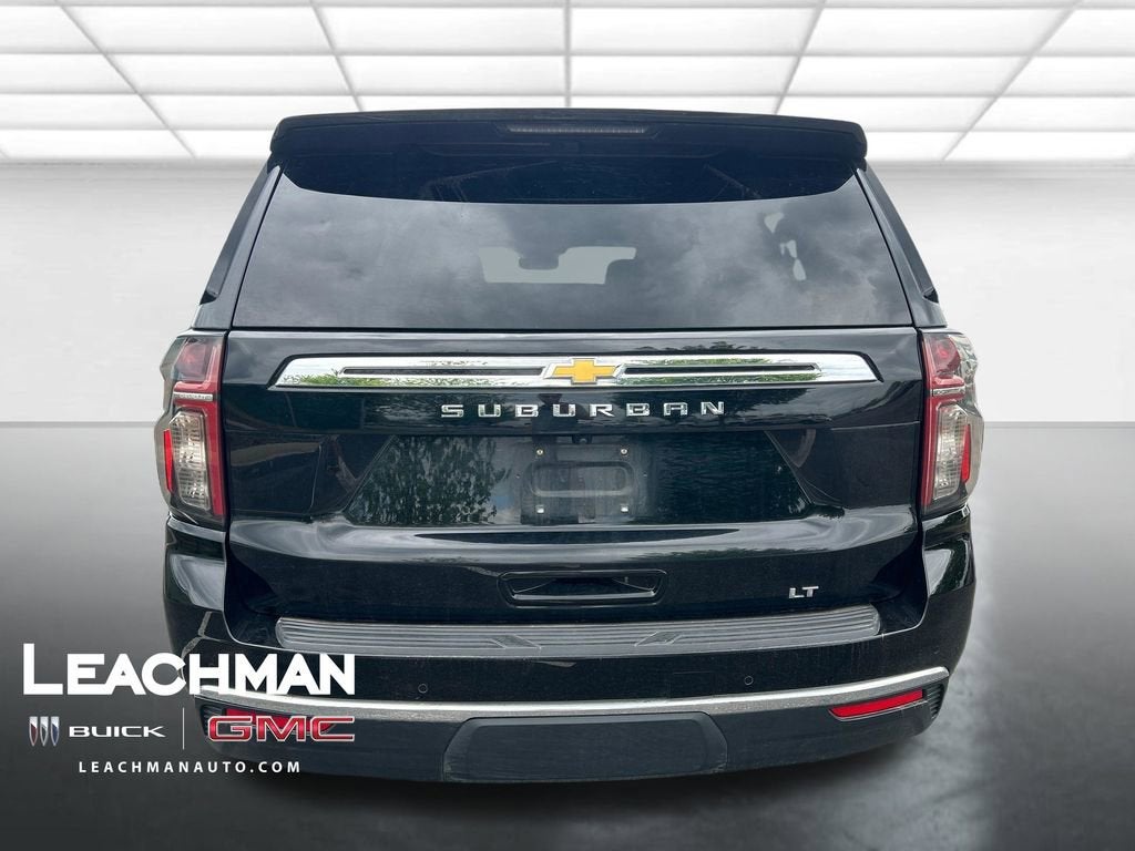 2023 Chevrolet Suburban LT