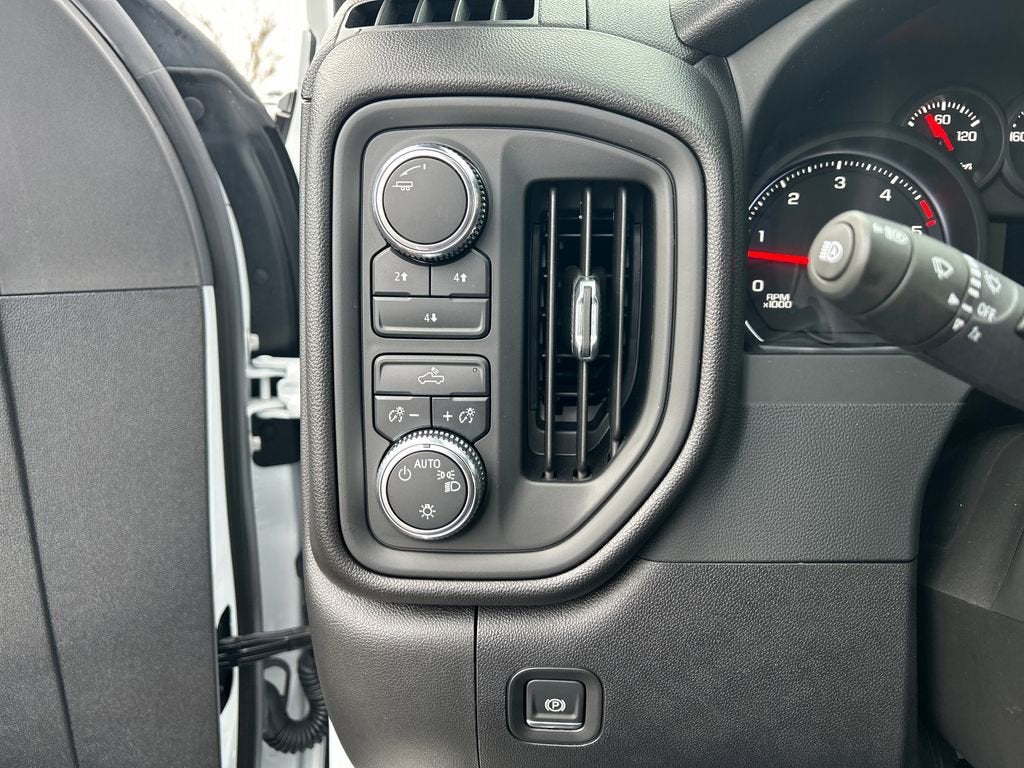 2024 GMC Sierra 2500 HD Pro