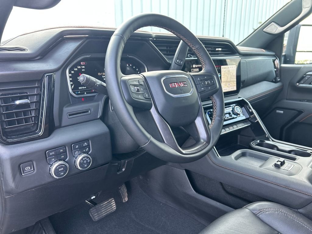 2025 GMC Sierra 2500 HD AT4