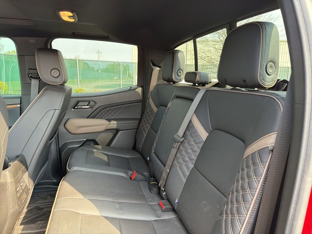 2025 GMC Canyon Denali