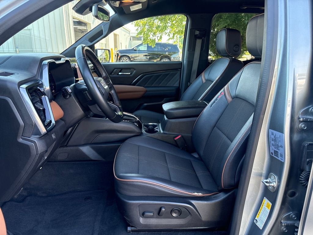 2024 GMC Canyon AT4