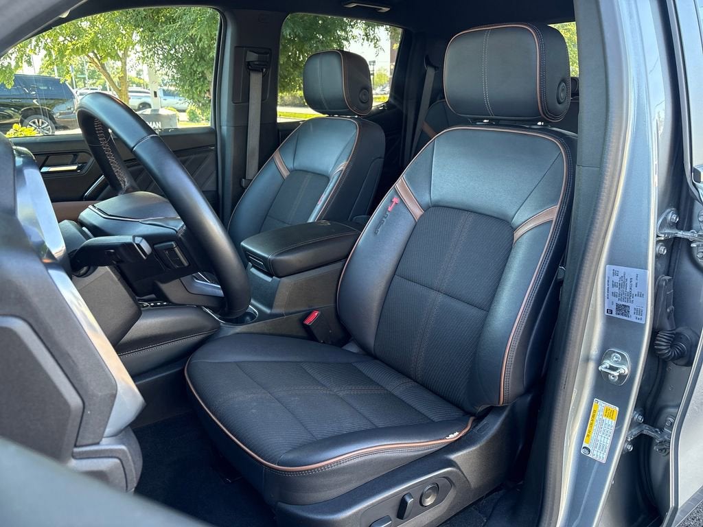 2024 GMC Canyon AT4