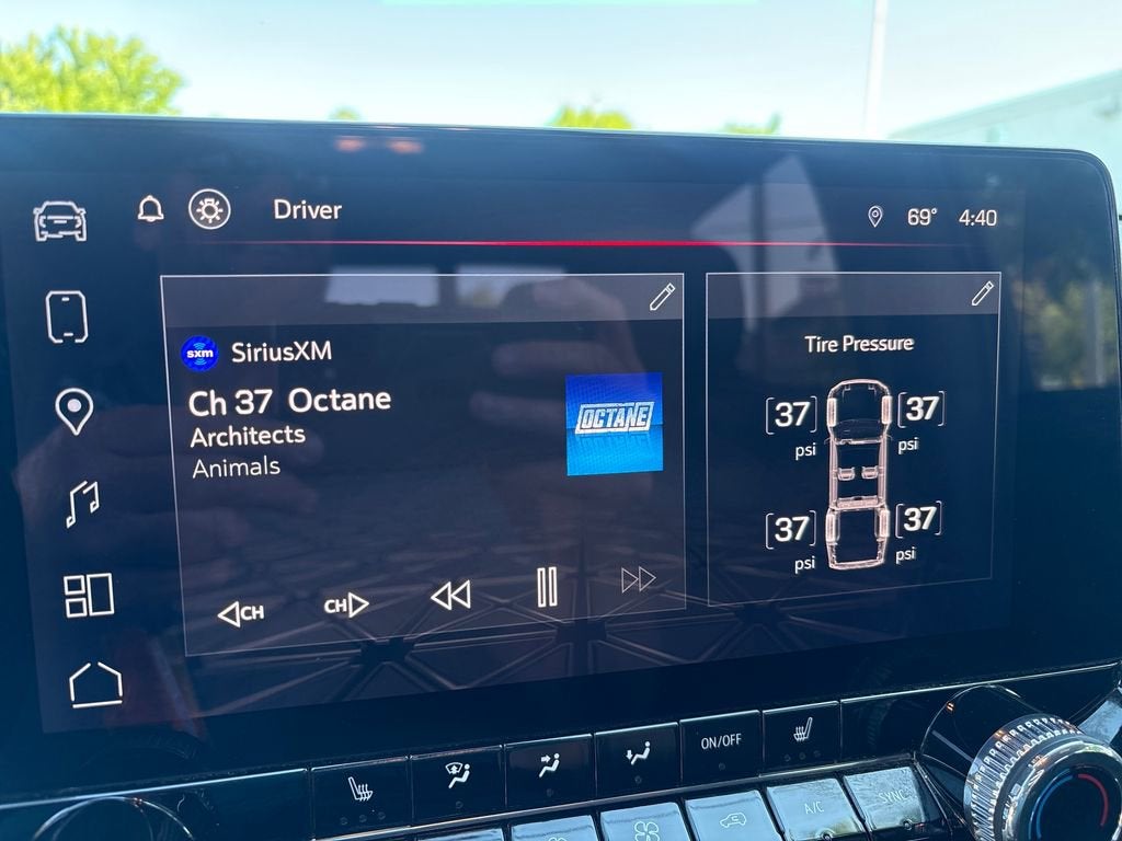2024 GMC Canyon AT4