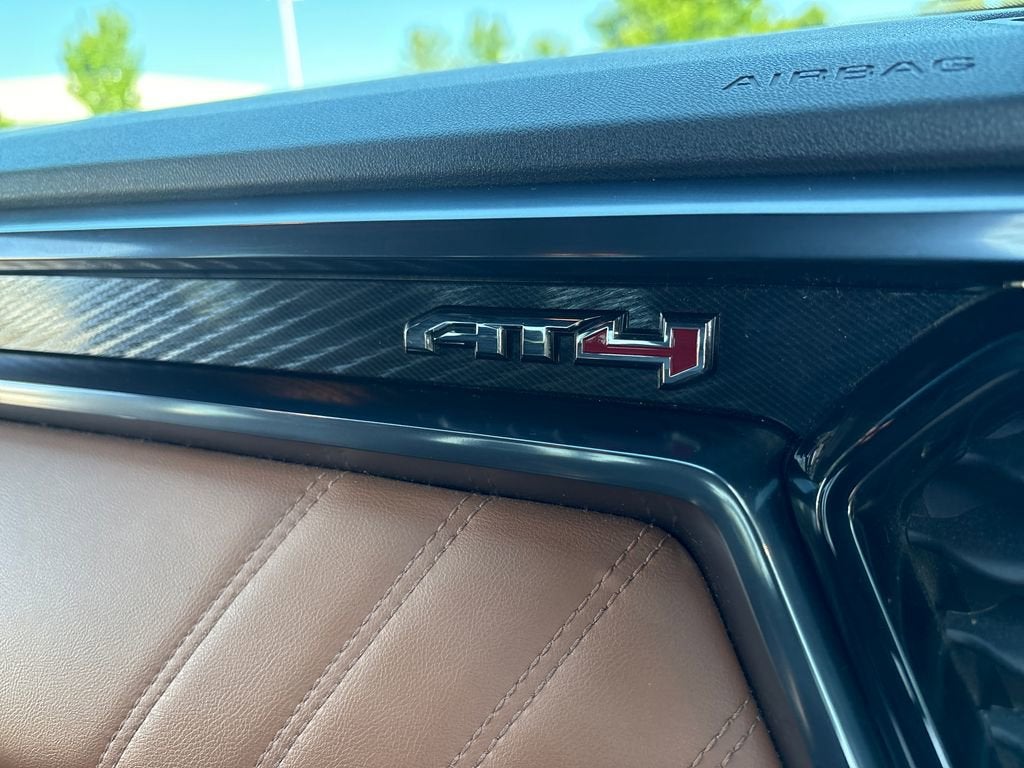 2024 GMC Canyon AT4