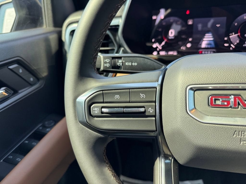 2024 GMC Canyon AT4