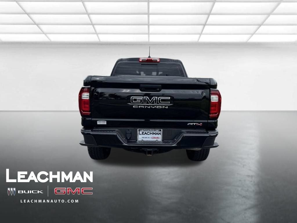 2024 GMC Canyon AT4
