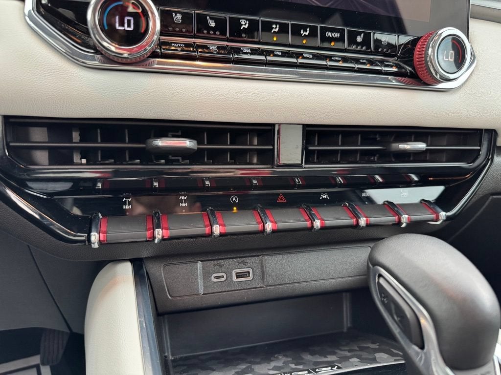 2023 GMC Canyon AT4X