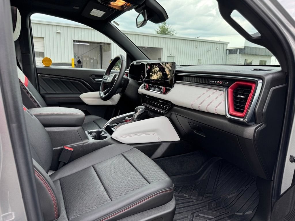 2023 GMC Canyon AT4X