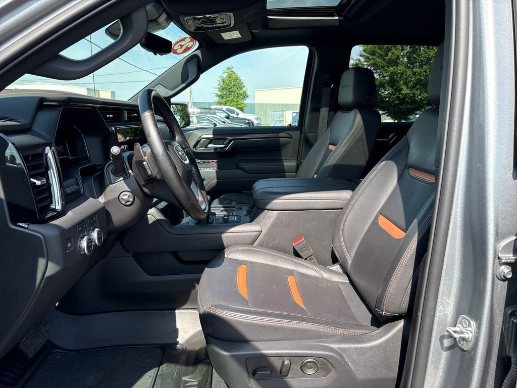 2025 GMC Sierra 1500 AT4