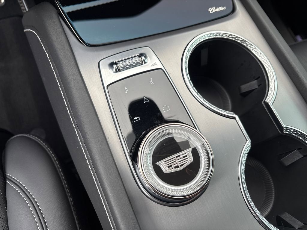 2026 Cadillac VISTIQ Luxury