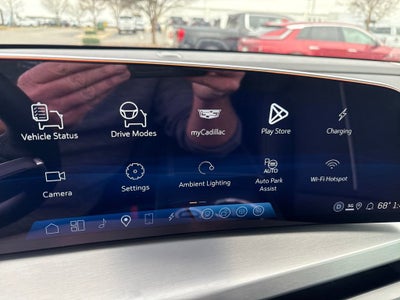 2026 Cadillac VISTIQ Luxury