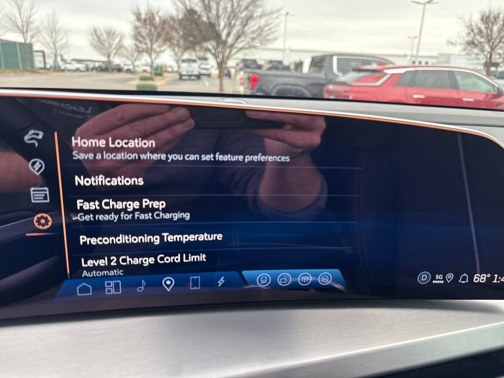 2026 Cadillac VISTIQ Luxury