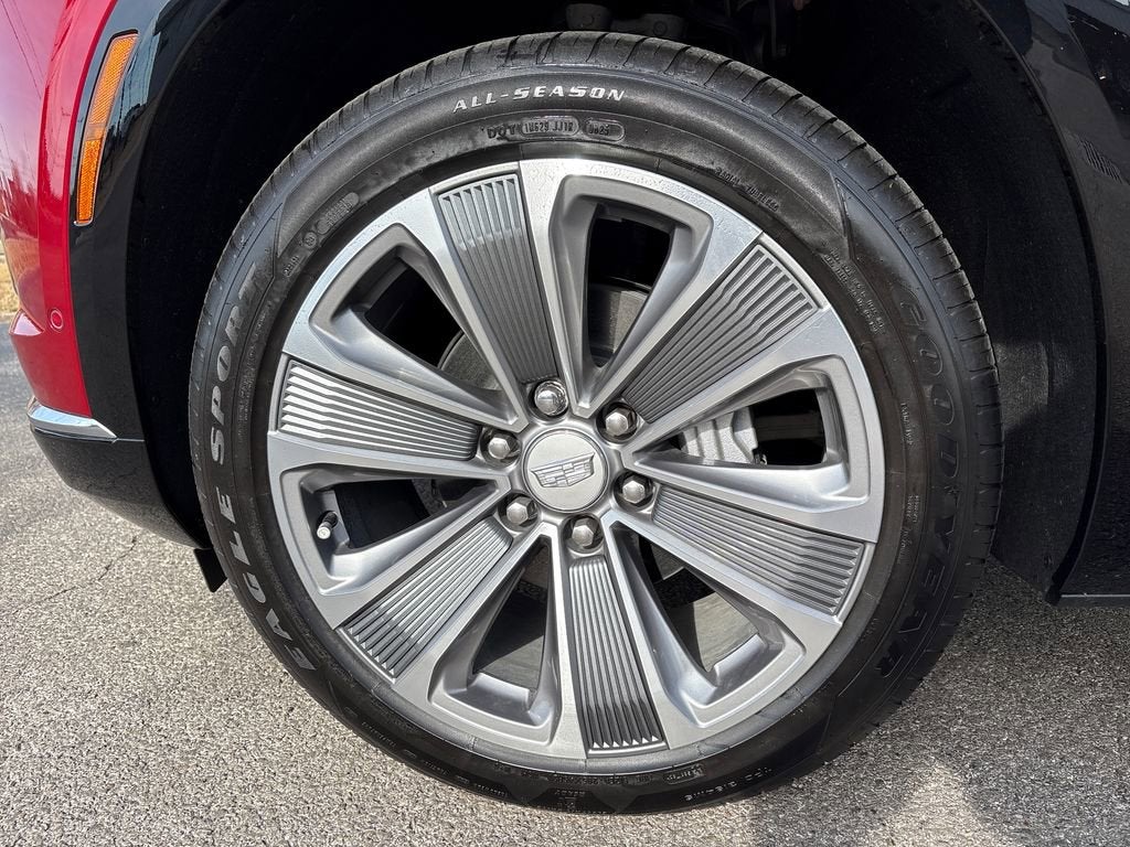 2026 Cadillac VISTIQ Luxury